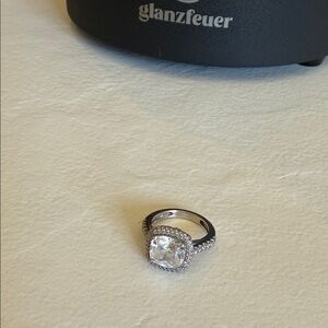 Elegant Cushion Halo Cubic Zirconia Ring - Sterling Silver 925